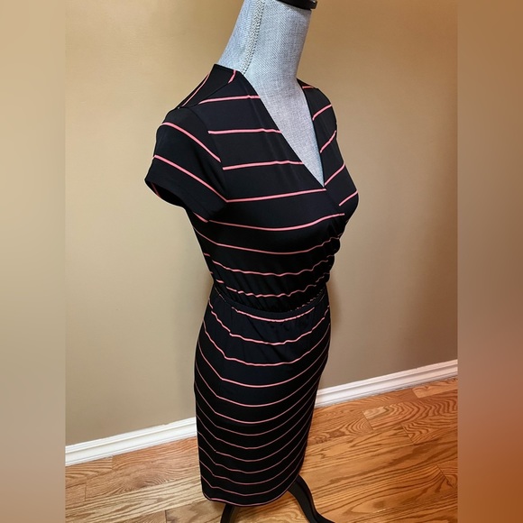 Banana Republic Striped Dress - Picture 4 of 7